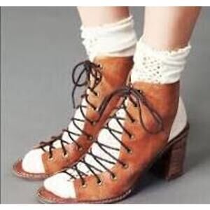 Jeffrey Campbell x Free People Minimal Lace Up Sandals Cognac Sandals Women's 9